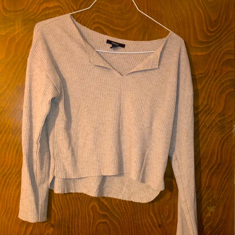 Gray V neck, Small